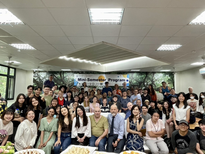 全國首創前瞻國際學院Mini-Semester跨域學習在東海 國際學院加值臺美高教聯盟打造國際移地教學能量